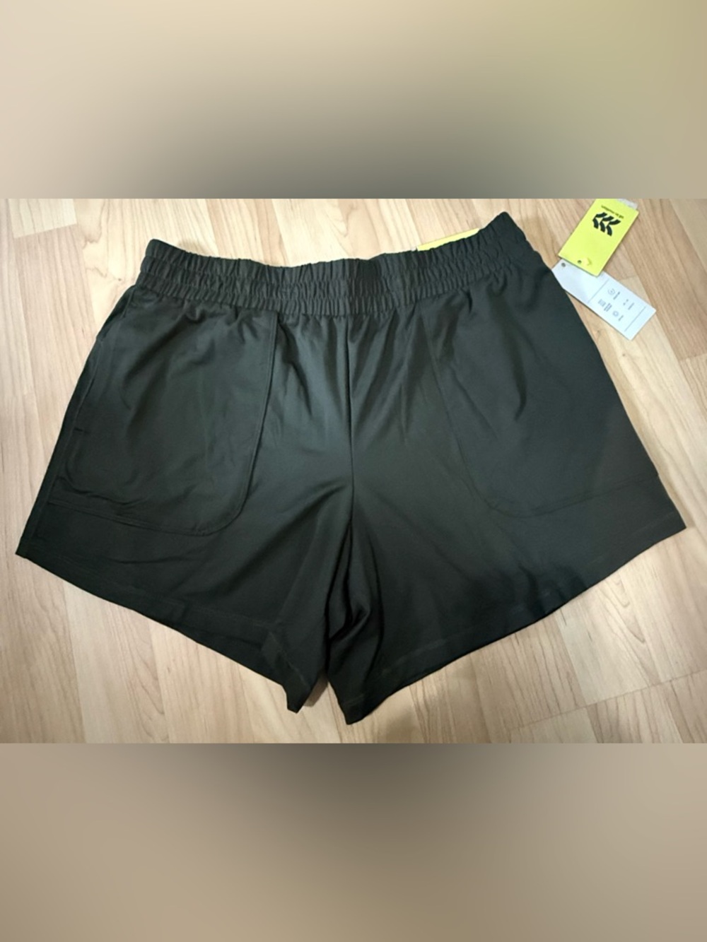 Women's Mid-Rise Knit Shorts 5" With Side Pockets All in Motion Olive Green NEW